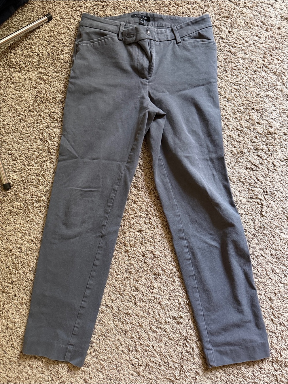 41 Hawthorn Woman’s Straight pants in Gray